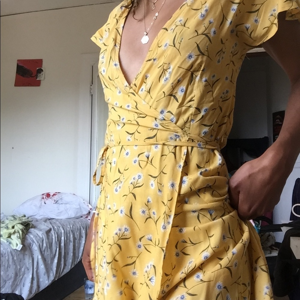 H&M skater fold dress